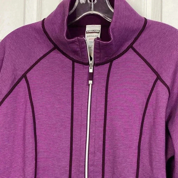 Kirkland signature reversible purple jacket top - Picture 3 of 13